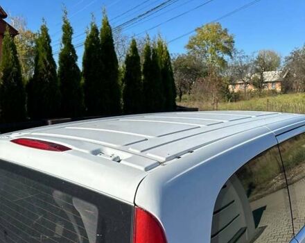 Белый Мерседес Вито, объемом двигателя 2.15 л и пробегом 421 тыс. км за 7200 $, фото 15 на Automoto.ua