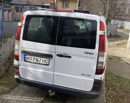 Белый Мерседес Вито, объемом двигателя 2.1 л и пробегом 322 тыс. км за 8000 $, фото 2 на Automoto.ua