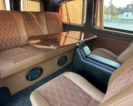 Белый Мерседес Вито, объемом двигателя 3 л и пробегом 313 тыс. км за 9998 $, фото 26 на Automoto.ua