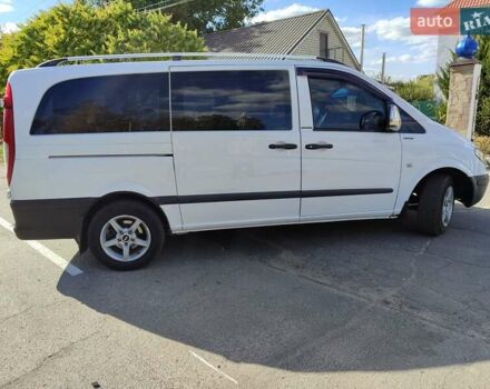 Белый Мерседес Вито, объемом двигателя 2.15 л и пробегом 302 тыс. км за 7200 $, фото 6 на Automoto.ua