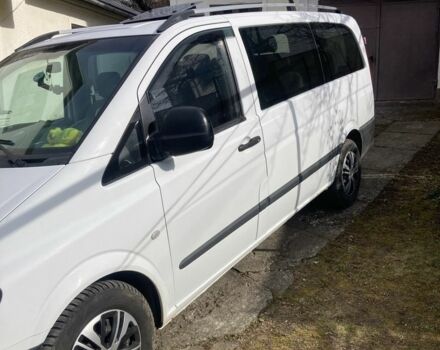 Белый Мерседес Вито, объемом двигателя 2.1 л и пробегом 322 тыс. км за 8000 $, фото 3 на Automoto.ua