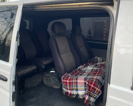 Белый Мерседес Вито, объемом двигателя 2.2 л и пробегом 365 тыс. км за 6350 $, фото 12 на Automoto.ua