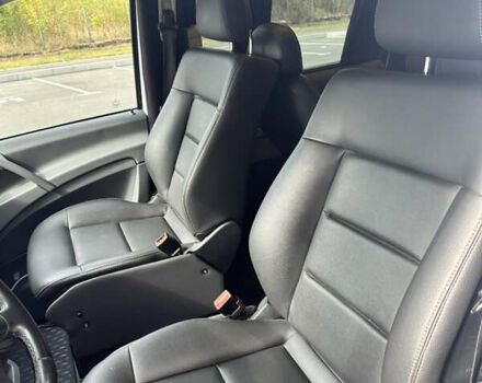 Белый Мерседес Вито, объемом двигателя 3 л и пробегом 290 тыс. км за 12500 $, фото 5 на Automoto.ua