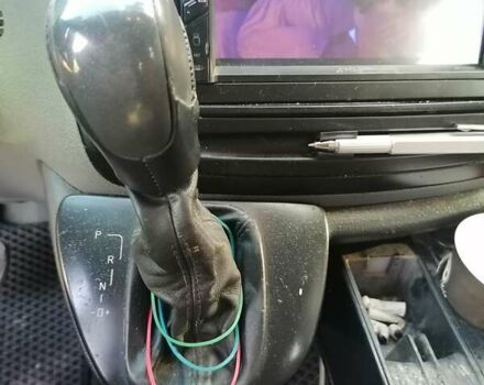 Белый Мерседес Вито, объемом двигателя 3 л и пробегом 608 тыс. км за 8500 $, фото 10 на Automoto.ua