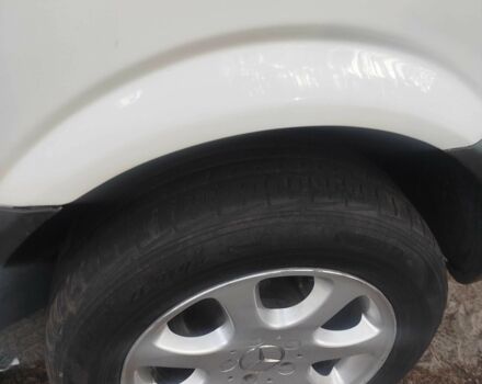 Белый Мерседес Вито, объемом двигателя 2.1 л и пробегом 340 тыс. км за 5800 $, фото 3 на Automoto.ua