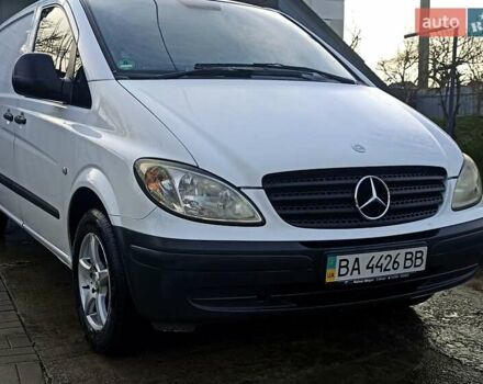 Белый Мерседес Вито, объемом двигателя 2.15 л и пробегом 269 тыс. км за 6300 $, фото 1 на Automoto.ua