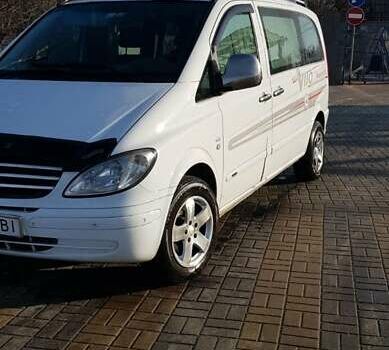 Белый Мерседес Вито, объемом двигателя 2.2 л и пробегом 367 тыс. км за 7000 $, фото 11 на Automoto.ua