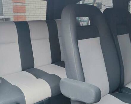 Белый Мерседес Вито, объемом двигателя 2.15 л и пробегом 353 тыс. км за 8600 $, фото 12 на Automoto.ua