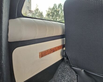 Білий Мерседес Віто, об'ємом двигуна 2.1 л та пробігом 370 тис. км за 7200 $, фото 19 на Automoto.ua