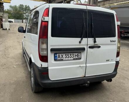 Белый Мерседес Вито, объемом двигателя 2.15 л и пробегом 323 тыс. км за 5200 $, фото 3 на Automoto.ua