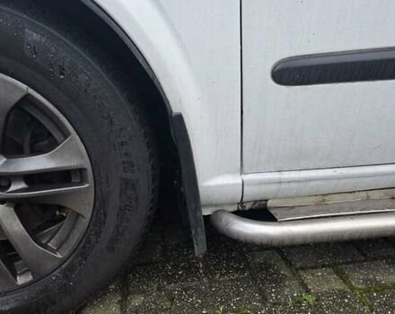 Белый Мерседес Вито, объемом двигателя 2.15 л и пробегом 468 тыс. км за 12167 $, фото 5 на Automoto.ua