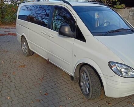 Белый Мерседес Вито, объемом двигателя 2.15 л и пробегом 330 тыс. км за 9300 $, фото 3 на Automoto.ua