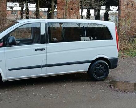 Білий Мерседес Віто, об'ємом двигуна 2.2 л та пробігом 340 тис. км за 12000 $, фото 8 на Automoto.ua