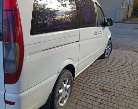 Белый Мерседес Вито, объемом двигателя 2.15 л и пробегом 330 тыс. км за 9300 $, фото 2 на Automoto.ua