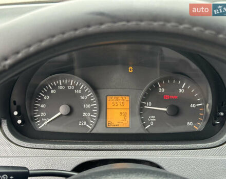 Білий Мерседес Віто, об'ємом двигуна 2.15 л та пробігом 360 тис. км за 6600 $, фото 24 на Automoto.ua