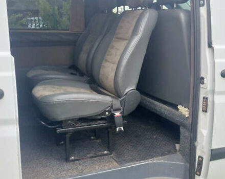 Белый Мерседес Вито, объемом двигателя 2.15 л и пробегом 275 тыс. км за 11000 $, фото 18 на Automoto.ua