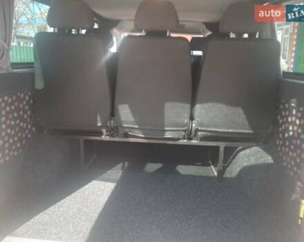 Белый Мерседес Вито, объемом двигателя 2.15 л и пробегом 172 тыс. км за 9500 $, фото 3 на Automoto.ua