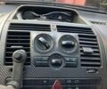 Белый Мерседес Вито, объемом двигателя 2.15 л и пробегом 338 тыс. км за 9400 $, фото 12 на Automoto.ua