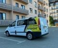 Білий Мерседес Віто, об'ємом двигуна 2.15 л та пробігом 490 тис. км за 5900 $, фото 1 на Automoto.ua