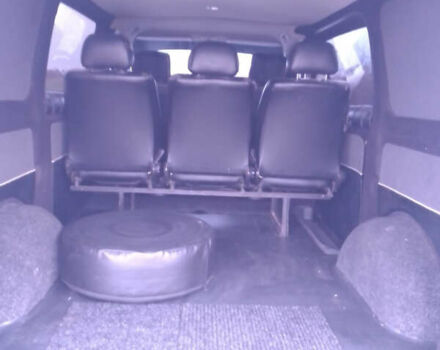 Белый Мерседес Вито, объемом двигателя 2.15 л и пробегом 300 тыс. км за 7200 $, фото 10 на Automoto.ua