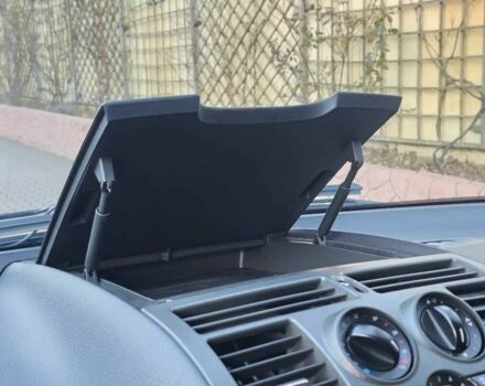 Білий Мерседес Віто, об'ємом двигуна 2.15 л та пробігом 245 тис. км за 10499 $, фото 10 на Automoto.ua