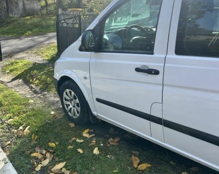 Белый Мерседес Вито, объемом двигателя 0 л и пробегом 323 тыс. км за 8850 $, фото 2 на Automoto.ua