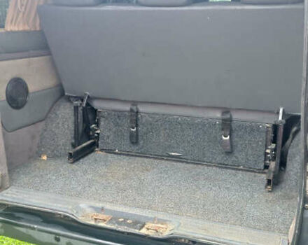 Белый Мерседес Вито, объемом двигателя 2.15 л и пробегом 275 тыс. км за 11000 $, фото 13 на Automoto.ua