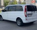 Белый Мерседес Вито, объемом двигателя 2.15 л и пробегом 300 тыс. км за 8600 $, фото 5 на Automoto.ua