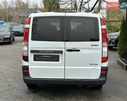 Білий Мерседес Віто, об'ємом двигуна 2.15 л та пробігом 360 тис. км за 6600 $, фото 10 на Automoto.ua