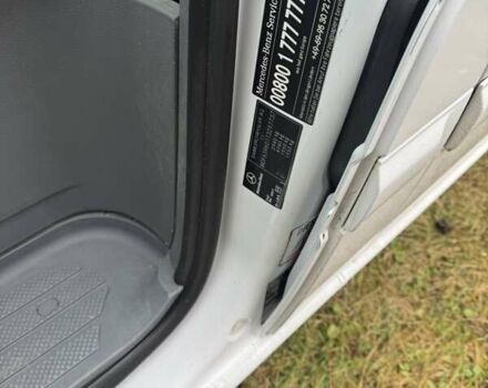 Белый Мерседес Вито, объемом двигателя 2.15 л и пробегом 194 тыс. км за 6700 $, фото 19 на Automoto.ua