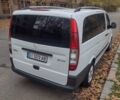 Белый Мерседес Вито, объемом двигателя 2.15 л и пробегом 495 тыс. км за 9999 $, фото 2 на Automoto.ua