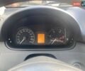 Белый Мерседес Вито, объемом двигателя 2.15 л и пробегом 400 тыс. км за 9200 $, фото 6 на Automoto.ua