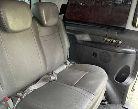 Белый Мерседес Вито, объемом двигателя 2.2 л и пробегом 260 тыс. км за 2800 $, фото 9 на Automoto.ua