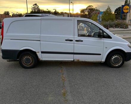 Білий Мерседес Віто, об'ємом двигуна 2 л та пробігом 480 тис. км за 3950 $, фото 4 на Automoto.ua