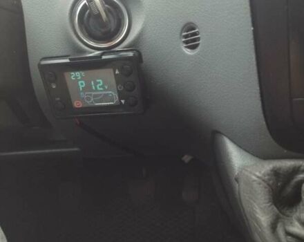 Белый Мерседес Вито, объемом двигателя 2.15 л и пробегом 495 тыс. км за 9999 $, фото 17 на Automoto.ua