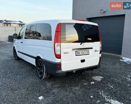 Белый Мерседес Вито, объемом двигателя 2.15 л и пробегом 350 тыс. км за 8400 $, фото 6 на Automoto.ua