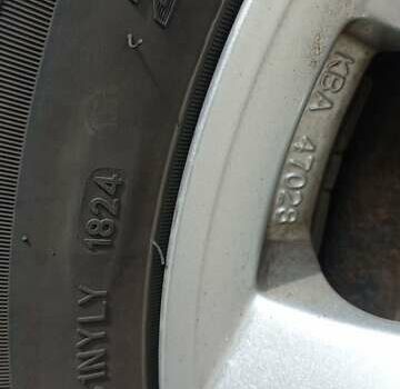 Білий Мерседес Віто, об'ємом двигуна 2.15 л та пробігом 336 тис. км за 6500 $, фото 24 на Automoto.ua
