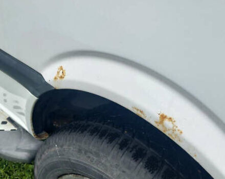 Белый Мерседес Вито, объемом двигателя 2.15 л и пробегом 275 тыс. км за 11000 $, фото 24 на Automoto.ua