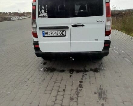 Белый Мерседес Вито, объемом двигателя 2.1 л и пробегом 430 тыс. км за 6100 $, фото 2 на Automoto.ua
