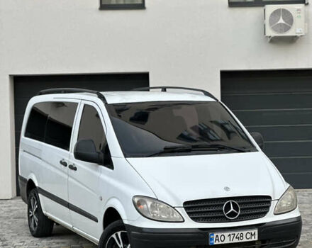 Белый Мерседес Вито, объемом двигателя 2.15 л и пробегом 300 тыс. км за 6500 $, фото 1 на Automoto.ua