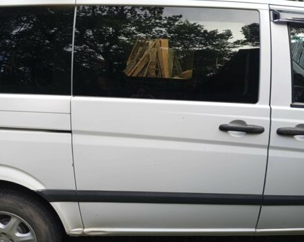 Білий Мерседес Віто, об'ємом двигуна 2.2 л та пробігом 3 тис. км за 7000 $, фото 3 на Automoto.ua