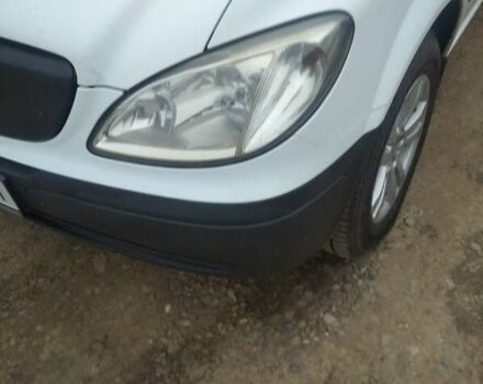 Белый Мерседес Вито, объемом двигателя 2.2 л и пробегом 289 тыс. км за 9100 $, фото 5 на Automoto.ua