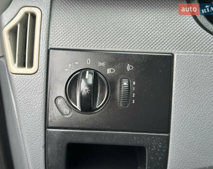 Білий Мерседес Віто, об'ємом двигуна 2.15 л та пробігом 360 тис. км за 6600 $, фото 27 на Automoto.ua