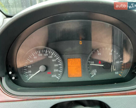 Белый Мерседес Вито, объемом двигателя 2.15 л и пробегом 658 тыс. км за 5700 $, фото 10 на Automoto.ua