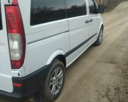 Белый Мерседес Вито, объемом двигателя 2.2 л и пробегом 289 тыс. км за 9100 $, фото 3 на Automoto.ua