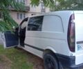 Белый Мерседес Вито, объемом двигателя 2.1 л и пробегом 300 тыс. км за 5005 $, фото 13 на Automoto.ua