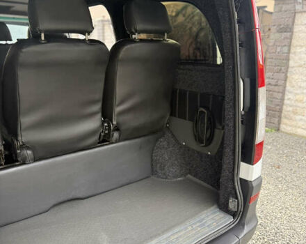 Белый Мерседес Вито, объемом двигателя 2.2 л и пробегом 285 тыс. км за 7300 $, фото 15 на Automoto.ua