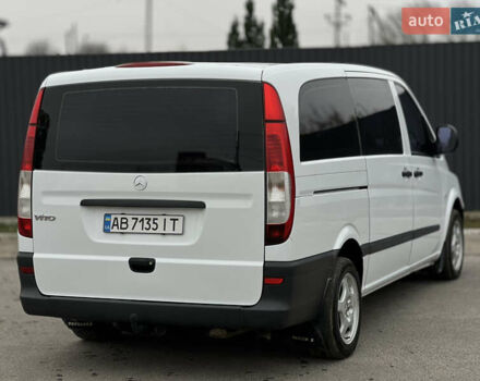 Белый Мерседес Вито, объемом двигателя 2.15 л и пробегом 277 тыс. км за 8000 $, фото 7 на Automoto.ua