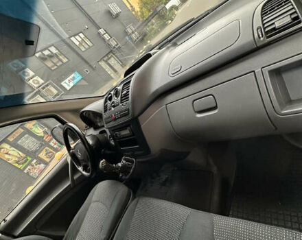 Белый Мерседес Вито, объемом двигателя 2.2 л и пробегом 415 тыс. км за 7500 $, фото 10 на Automoto.ua