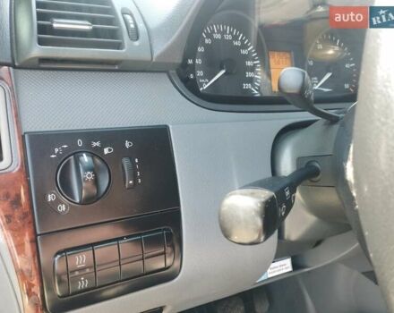 Белый Мерседес Вито, объемом двигателя 2.15 л и пробегом 281 тыс. км за 7999 $, фото 18 на Automoto.ua